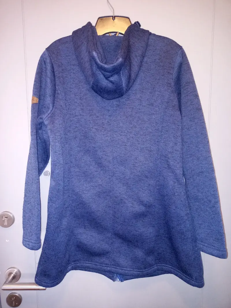 Chaqueta azul con capucha y cierre frontal - 2