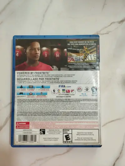 Juego FIFA 17 para PS4 en buen estado - miniatura 2