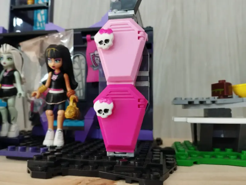 Set de construcción Monster High con figuras - 2