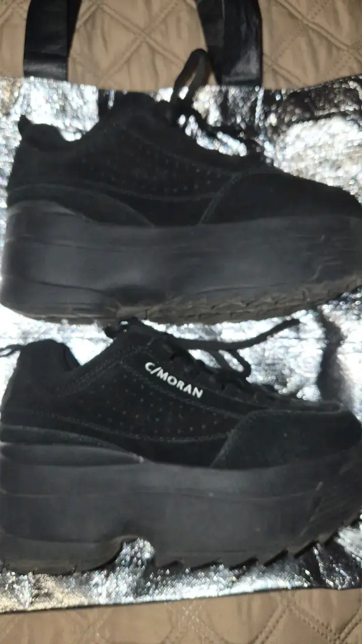 Zapatillas negras de plataforma numero 35 C/Moran - 4