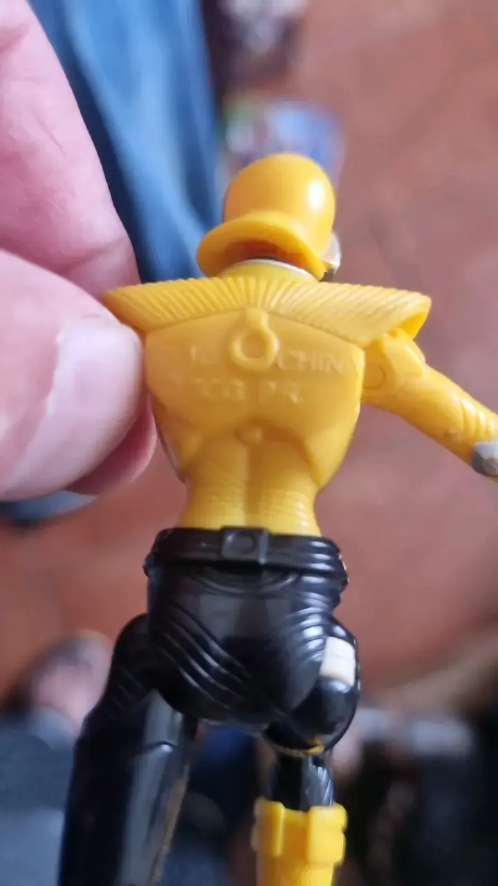 Figuras de acción Power Rangers rosa y amarillo - 4