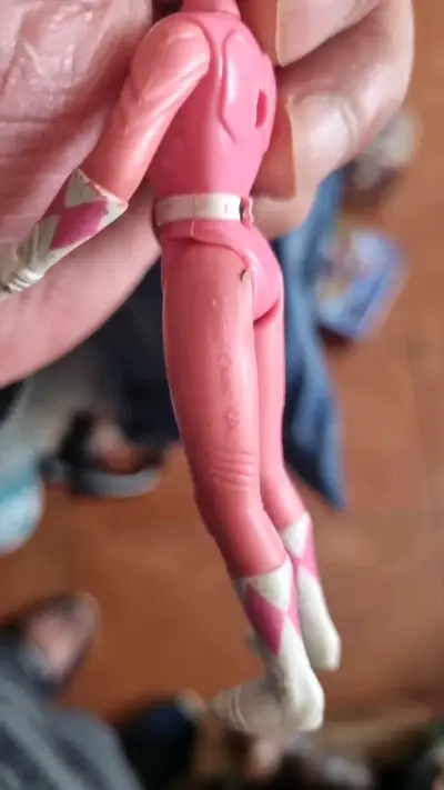 Figuras de acción Power Rangers rosa y amarillo - miniatura 5