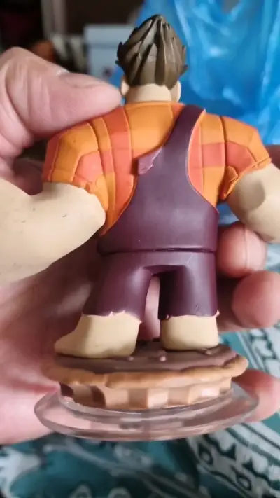 Figura de colección Ralph El Demoledor Disney - miniatura 3