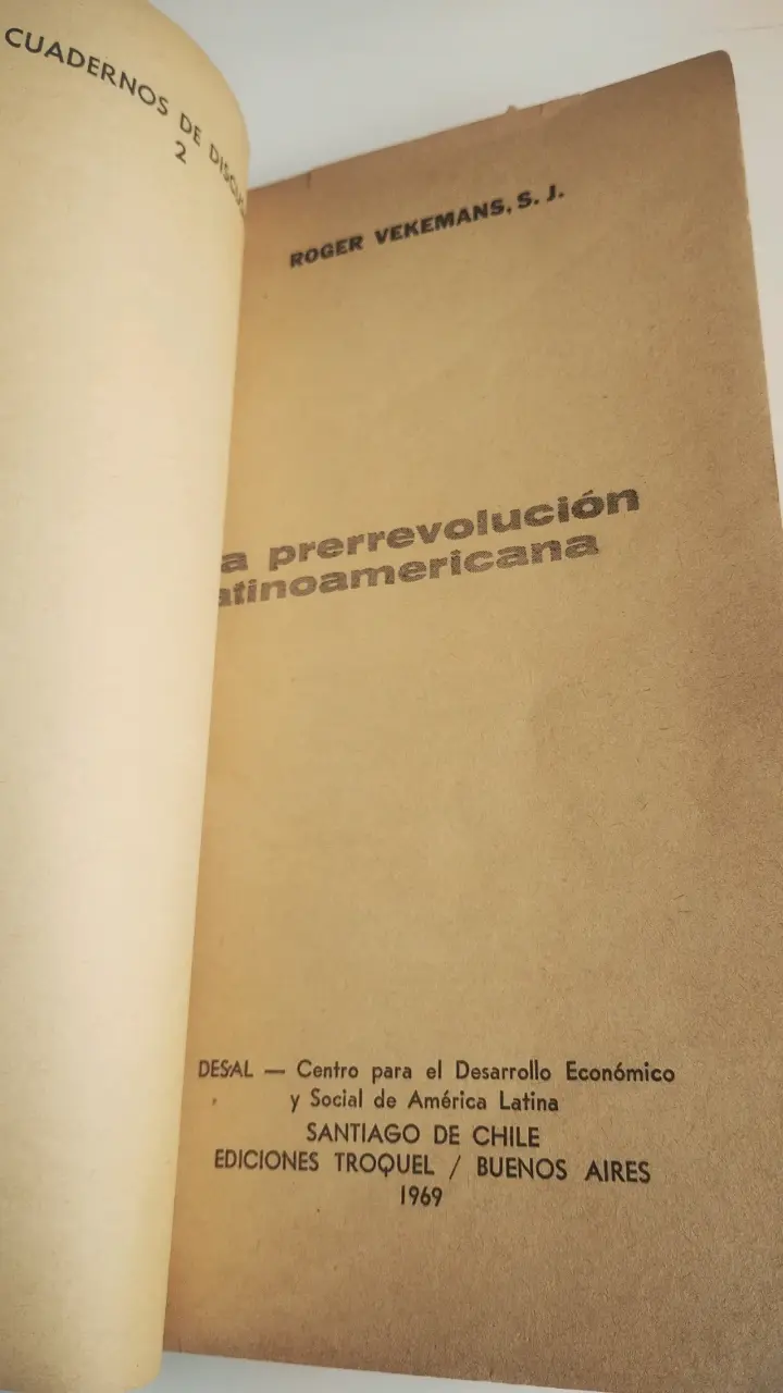 Libro La Prerrevolución Latinoamericana de Roger Vekemans - 2