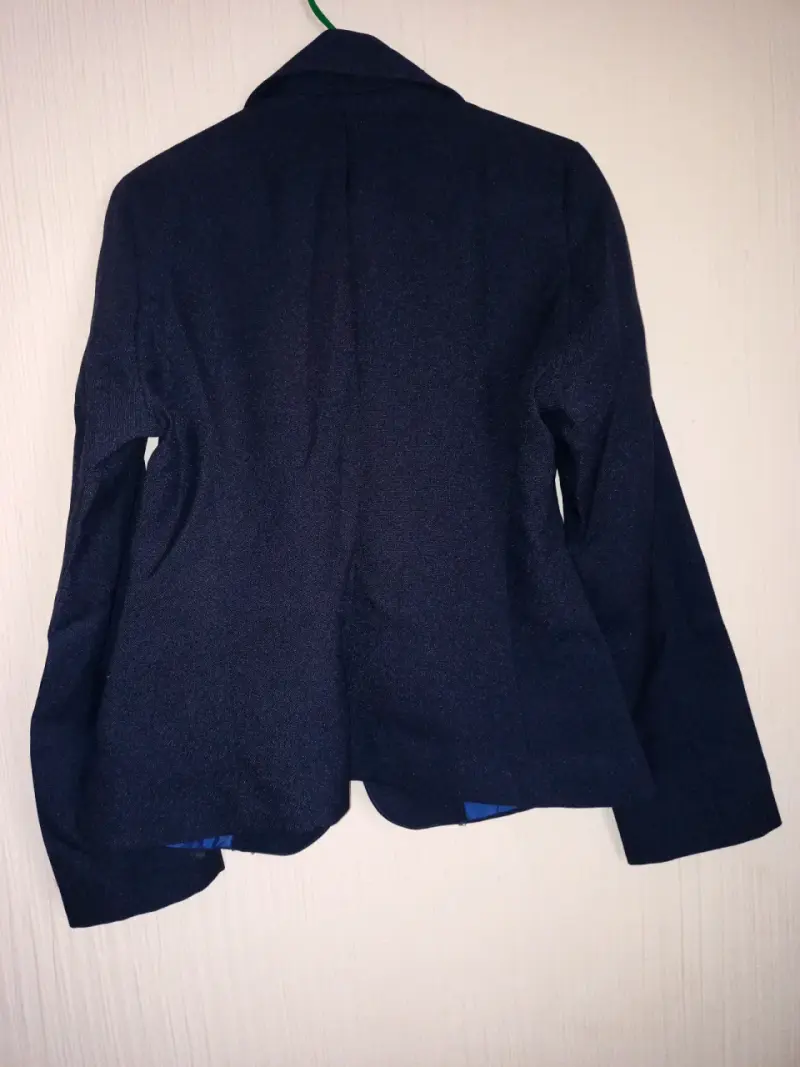 Traje de mujer azul marino elegante - 2