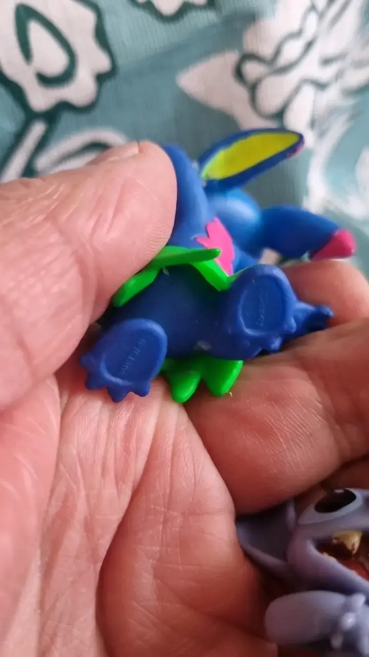 Figuras de colección Stitch y amigo - 5