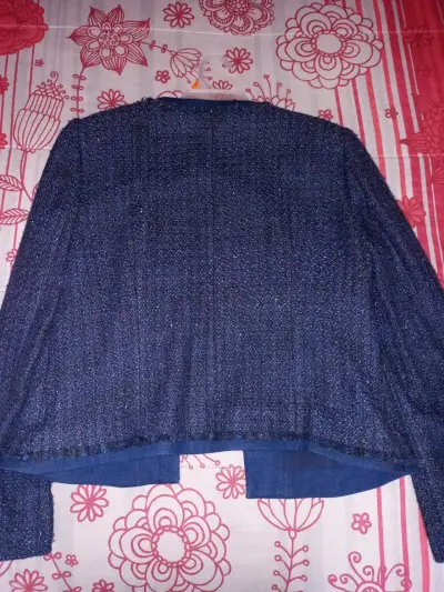 Chaqueta azul de mujer marca IO - miniatura 2