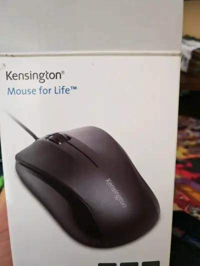 Mouse Kensington con cable óptico negro - miniatura 3