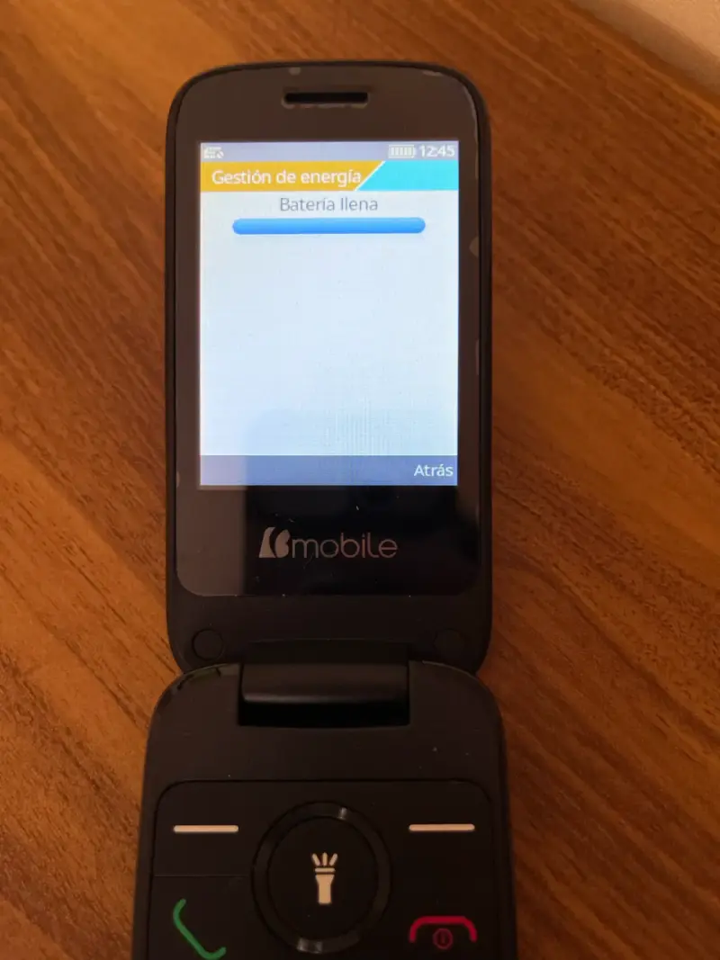 Celular BMobile C41 tipo concha/tapa liberado - 6