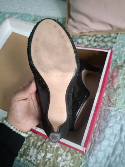 Zapatos de Tacón Negro con Detalles de Malla Anili - miniatura 3