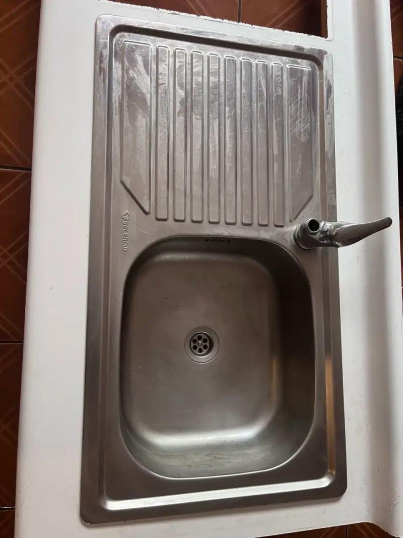 Lavaplatos de acero inoxidable con escurridor - 2