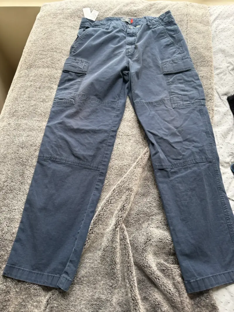 Pantalones cargo azul para hombre - 2