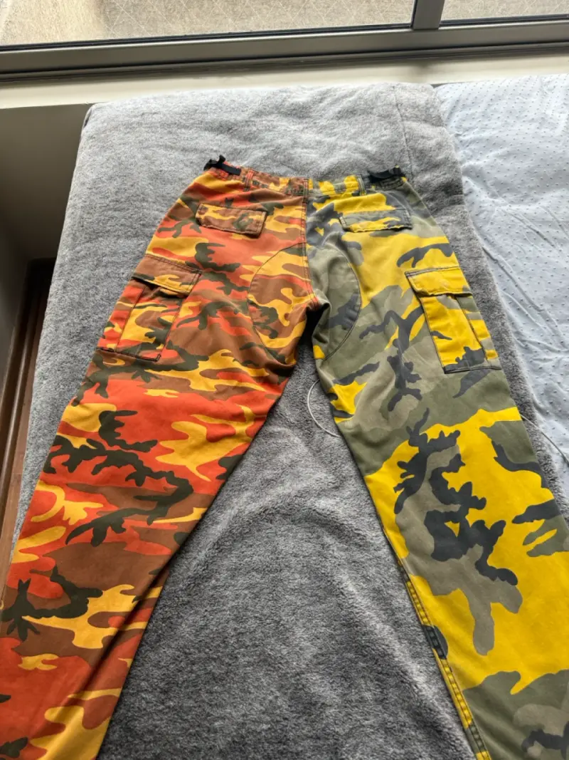 Pantalones cargo camuflados bicolor para hombre - 2