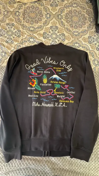Chaqueta GAP negra con diseño bordado - miniatura 2