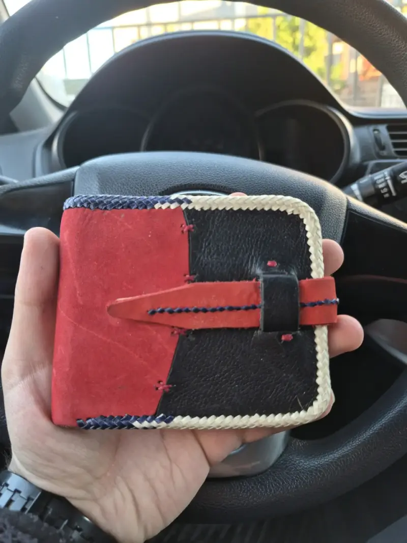 Billetera de cuero artesanal multicolor - 10