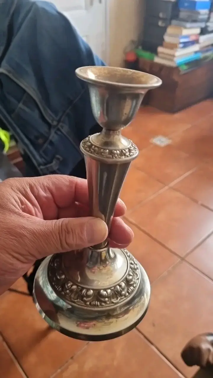 Candelabro de metal decorativo vintage - 2