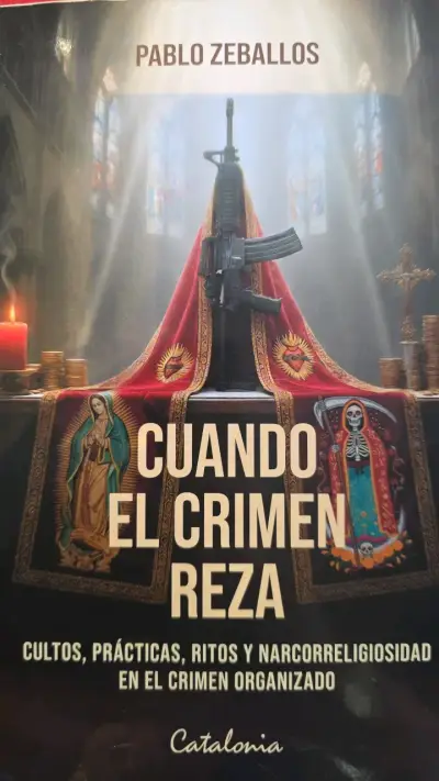 Libro 'Cuando el Crimen Reza' de Pablo Zeballos - miniatura 1