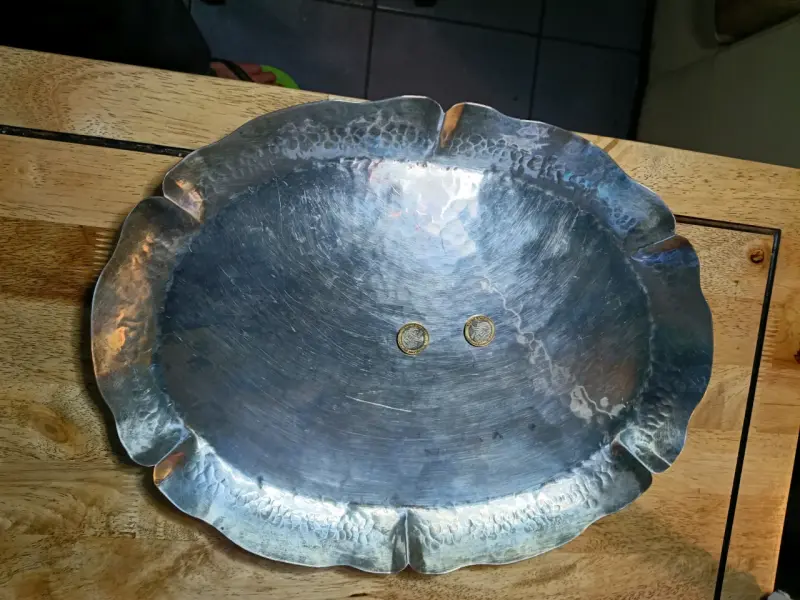 Preciosa Bandeja artesanal ovalada,hecha a mano - 2