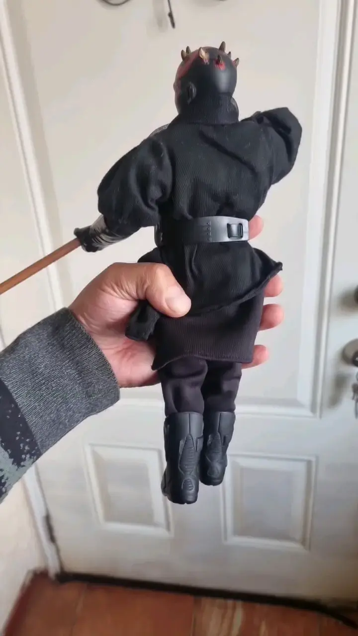 Figura de acción Darth Maul con sable - 4