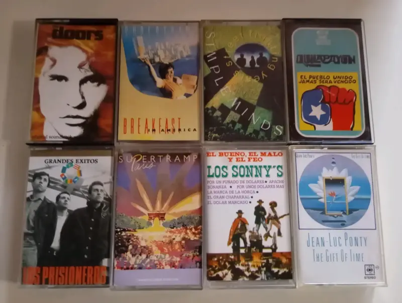 Colección de Cassettes de Música Variada - 4