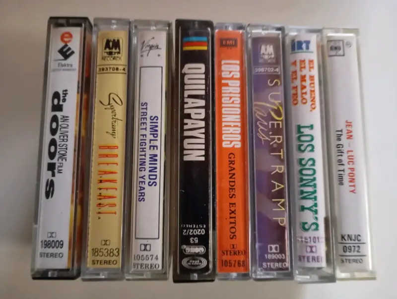 Colección de Cassettes de Música Variada - 6