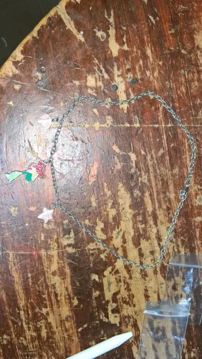 Collar con colgantes de sirena y estrellas - miniatura 1