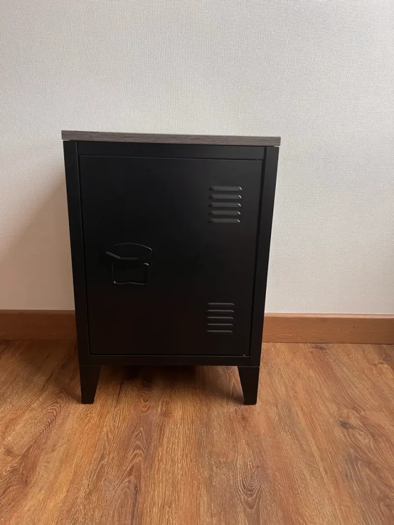 Velador Metálico Negro con Puerta - 3