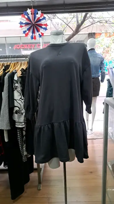 Vestido suelto gris oscuro para mujer - miniatura 1
