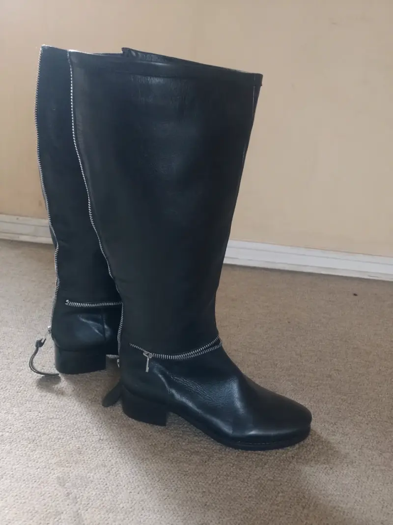 Botas marca Enneblu - 5