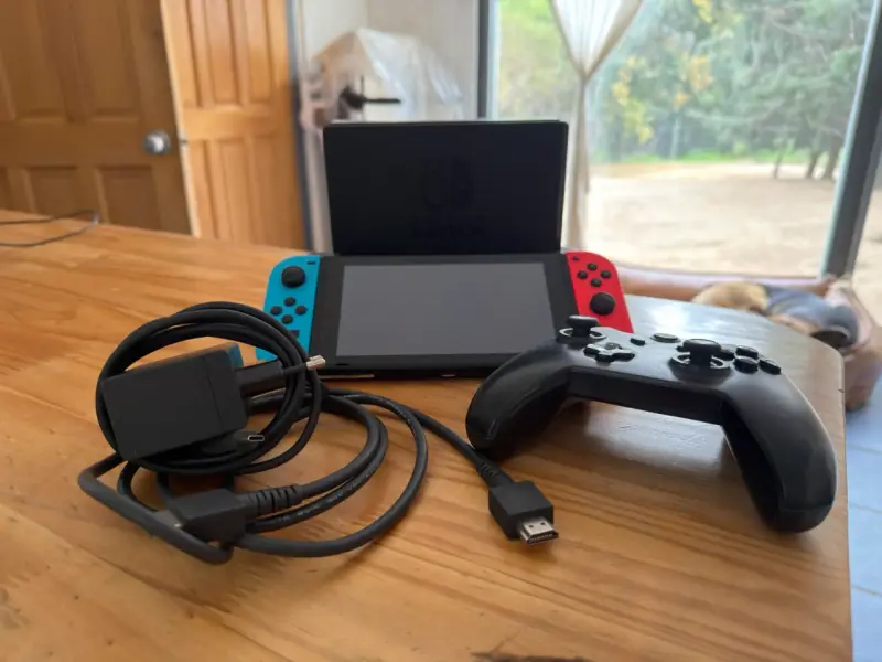 Consola Nintendo Switch 1 con accesorios - 1