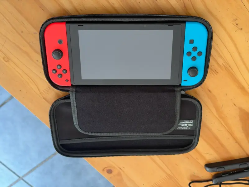 Consola Nintendo Switch 1 con accesorios - 5