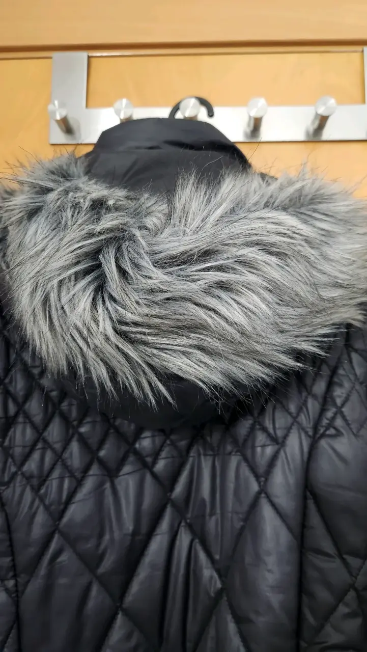 Parka acolchada negro con capucha desmontable - 3