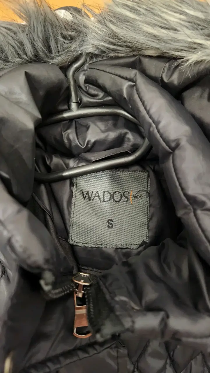 Parka acolchada negro con capucha desmontable - 4