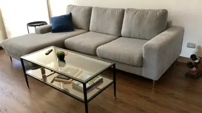 Mesa de centro de vidrio con estructura metálica - miniatura 4