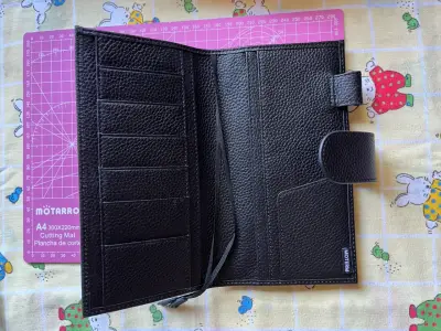 Funda organizadora de cuero negra - miniatura 3