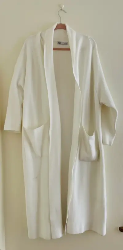 Cárdigan largo blanco invierno Zara talla M - miniatura 1