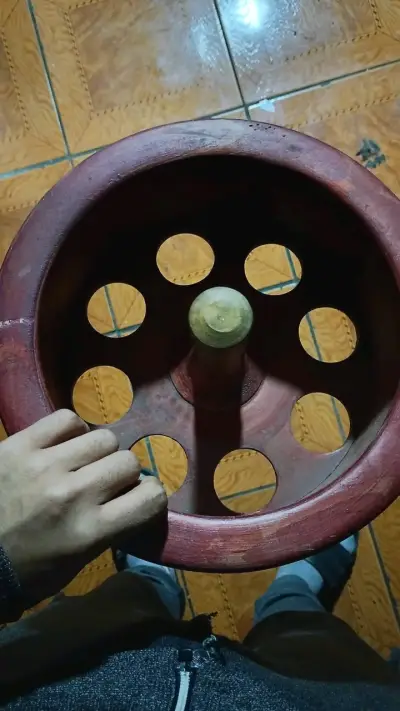 Carrete de madera para hilo de volantín - miniatura 1