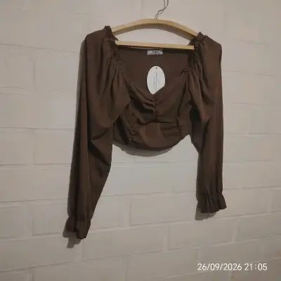 Blusa manga larga fruncida Z&H en marrón y negro - miniatura 2
