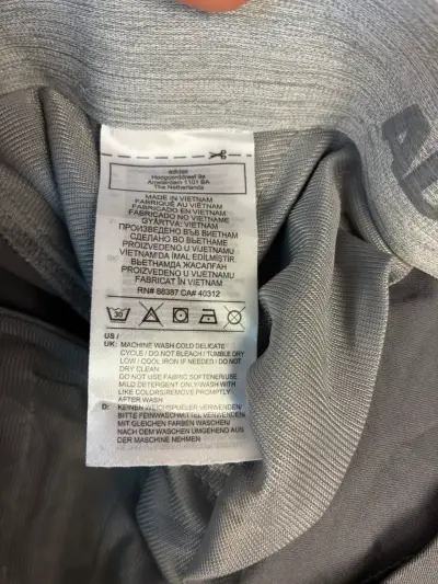 Pantalones deportivos grises Adidas para hombre - miniatura 2