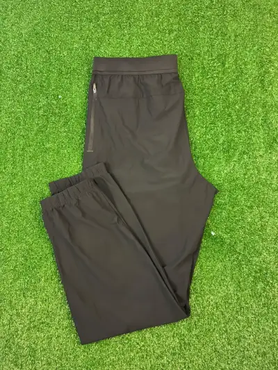 Pantalones deportivos negros para hombre - miniatura 1