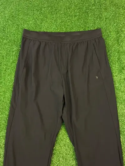Pantalones deportivos negros para hombre - miniatura 3