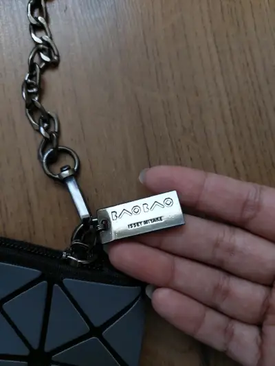 Cartera Baobao Issey Miyake geométrica gris - miniatura 3
