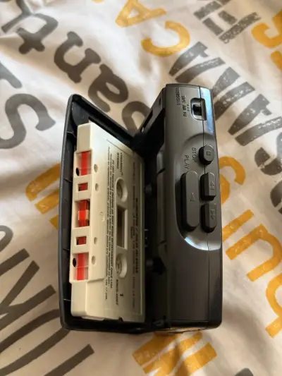 Walkman Sony WM-FX21 con Radio AM/FM - miniatura 3