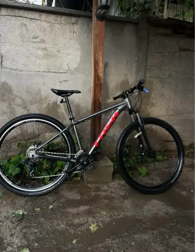 Bicicleta Treck Marlin 4 - miniatura 1