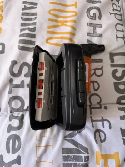 Walkman Admiral con radio FM y cassette - miniatura 2