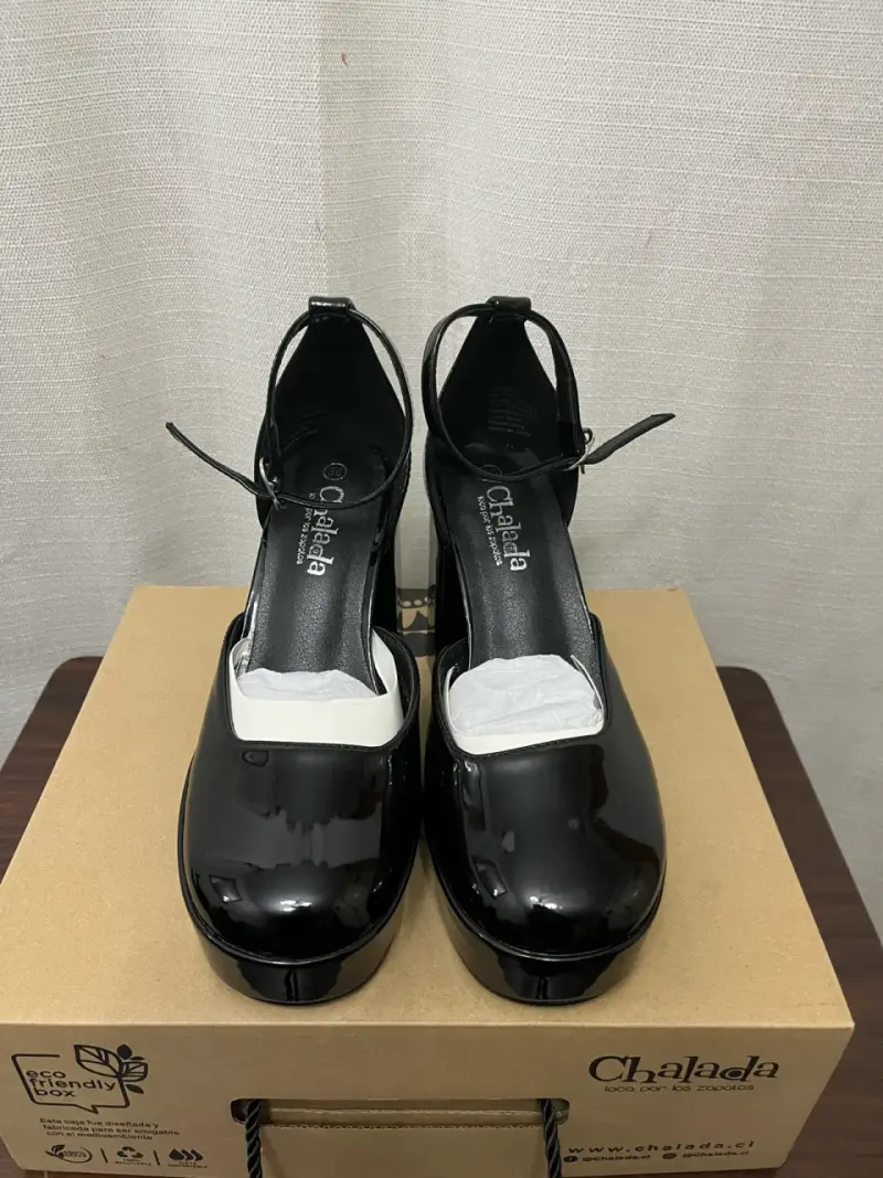 Zapatos de Tacón Alto Negros Chalada - 1