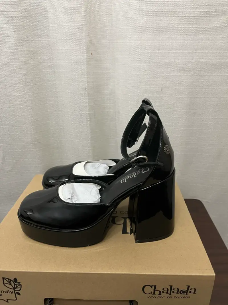 Zapatos de Tacón Alto Negros Chalada - 3