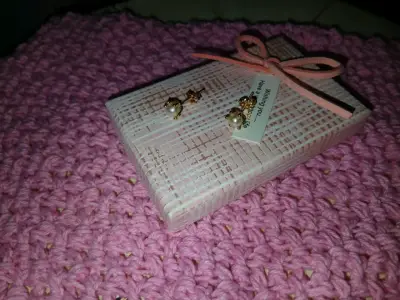 Aros de oro con perlas cultivadas - miniatura 3