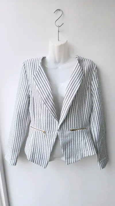 Blazer elegante para mujer - miniatura 2
