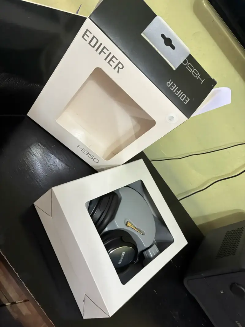 Auriculares Edifier H850 con cable - 2